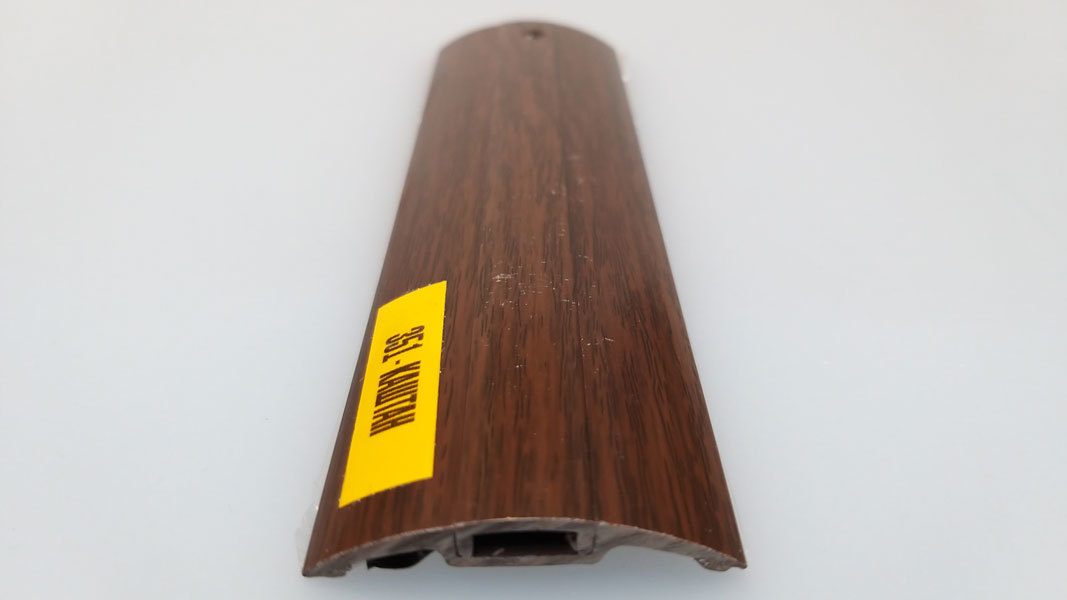 картинка Порог с монтажным каналом 42мм 1,6м "Идеал", 351 Каштан от магазина ТНП