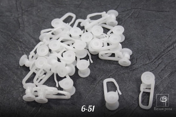 картинка Крючок с роликом ЛЮКС евро //30шт./ 100 шт. от магазина ТНП