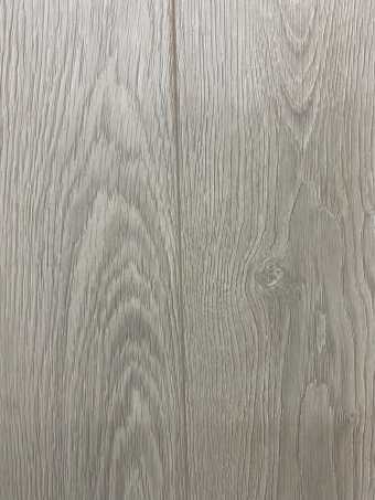 картинка Ламинированные полы Royce, коллекция Matrix, декор Дуб Лусон 8,0/33/1382*193 1 сорт фаска (2,134) от магазина ТНП