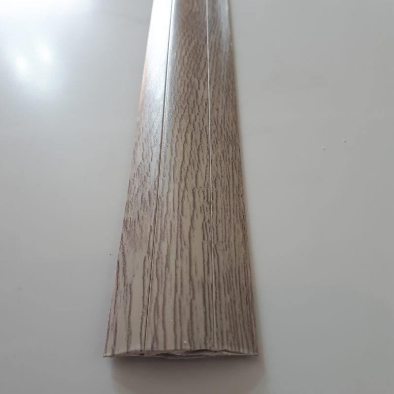 картинка Порог с монтажным каналом 42мм 1,6м "Идеал", 229 Дуб латте от магазина ТНП