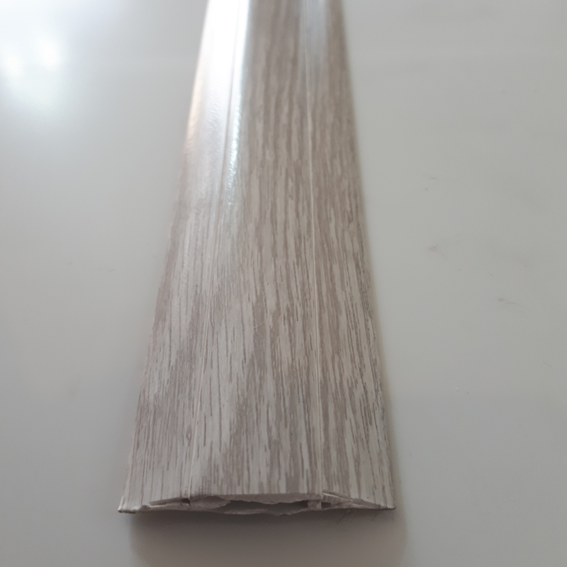 картинка Порог с монтажным каналом 42мм 0,9м "Идеал", 230 Дуб айсберг от магазина ТНП